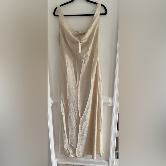 RIHOAS Dresses & Skirts - RIHOAS Cream Satin Maxi Dress